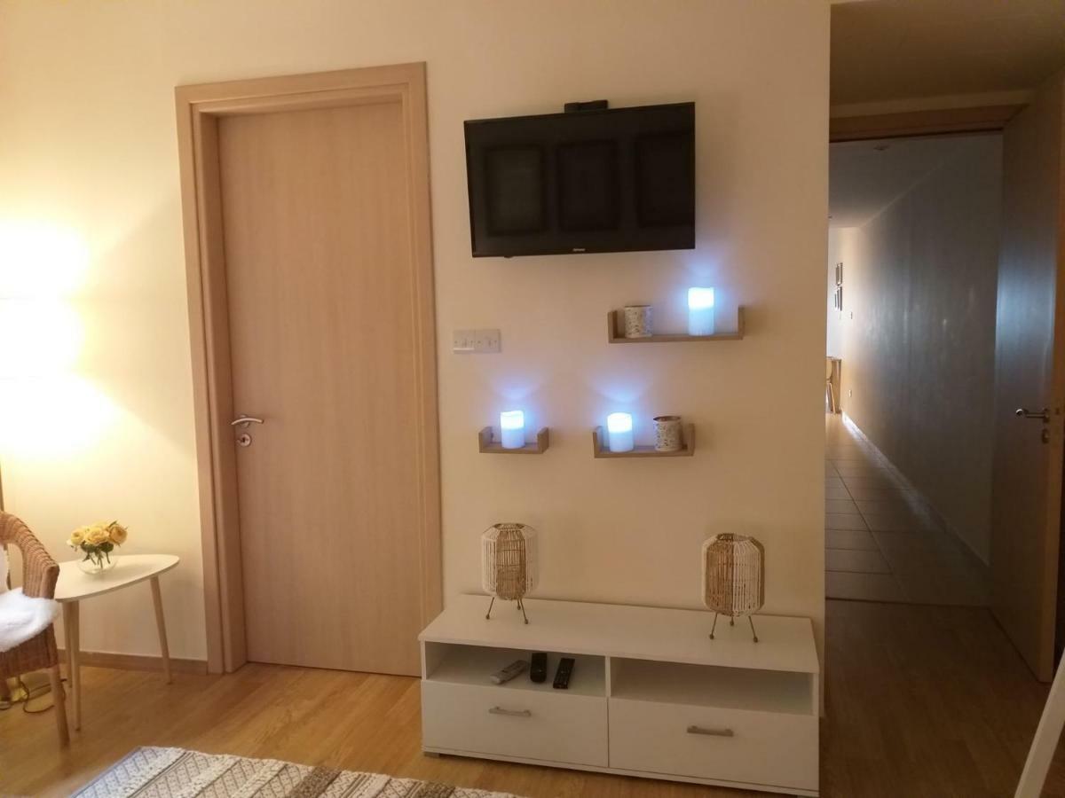 Horizon Luxury Apartment Вороклини Екстериор снимка
