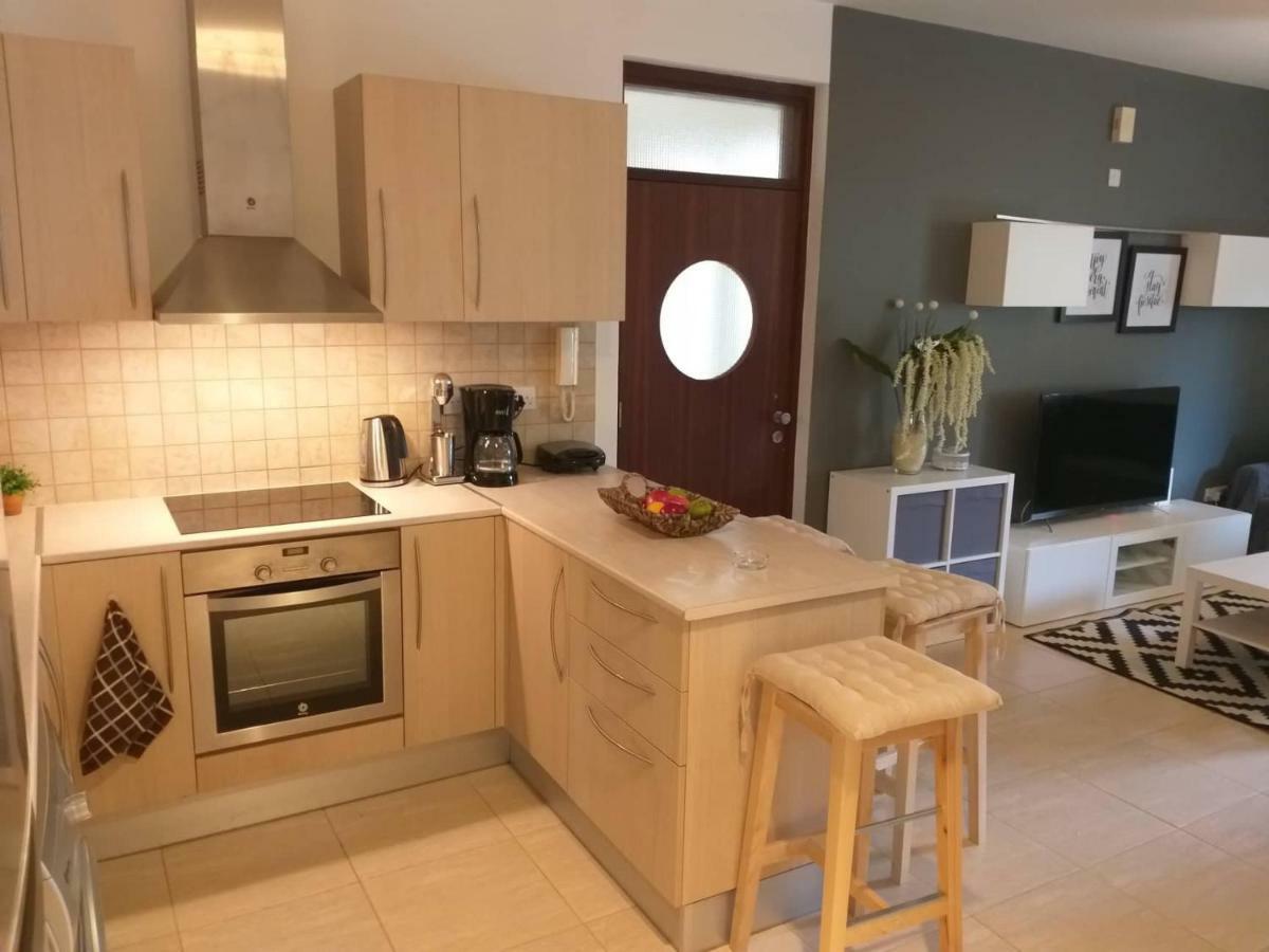 Horizon Luxury Apartment Вороклини Екстериор снимка